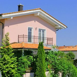 Apartment Near The River In Deggendorf Bavaria Room photo