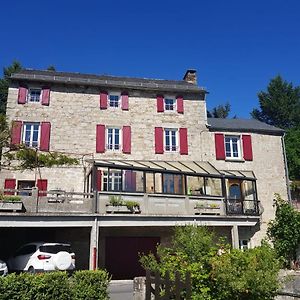 Maison D'Hotes "La Pierre Pointue" Bed & Breakfast Saint-Leons Exterior photo