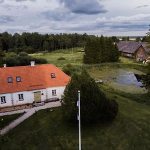 Torma Puhkemaja Ja Glaemping Villa Exterior photo