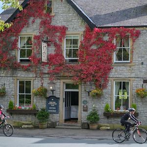 Calf'S Head Hotel Clitheroe Exterior photo