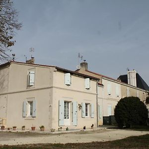 Gite Du Chateau Villa Allas-Bocage Exterior photo