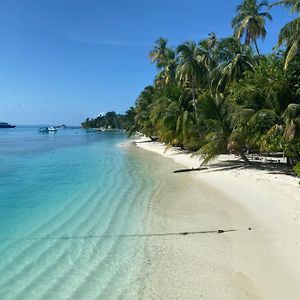 Mandhoo Inn Exterior photo