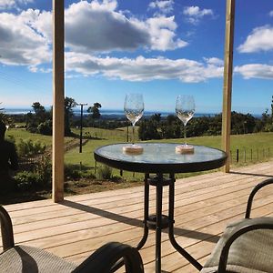 Kingfisher Cabin Bed & Breakfast Katikati Exterior photo