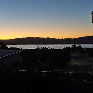 Lake Taupo Holiday Home Exterior photo