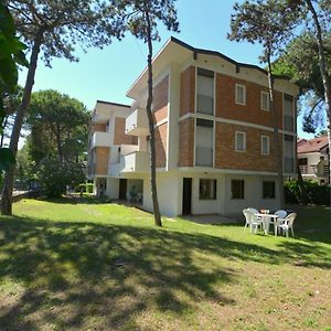 Lignano Pineta Apartment Lignano Sabbiadoro Exterior photo