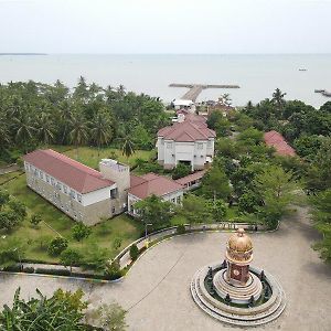 Asoka Resort Banten Pandeglang Exterior photo