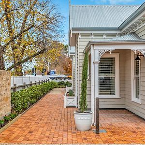 Grandview Accommodation - The Elm Tree Apartments Mount Barker Exterior photo