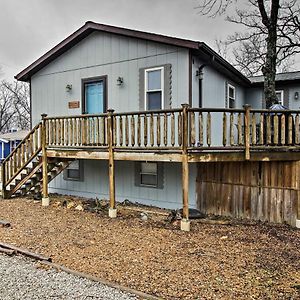 Stockton Lake Escape With Kitchen, Half Mile To Lake Apartment Exterior photo