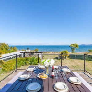 Lakefront Villa - Waitahanui Holiday Home Exterior photo