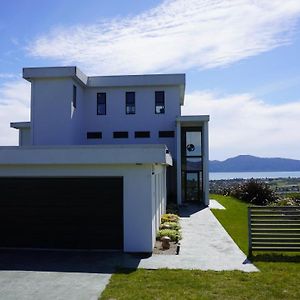 White House Bed & Breakfast Paraparaumu Exterior photo