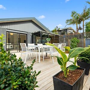 Oceanbeach Rendezvous - Mt Maunganui Holiday Home Tauranga Exterior photo