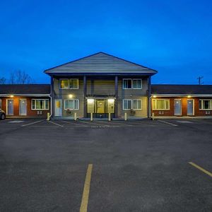 Motel 6-Ilion, Ny Exterior photo