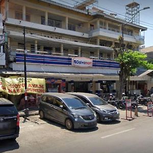 Hotel Indah Syariah Surabaya Exterior photo