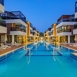 Elysium Green Suites Antalya Exterior photo