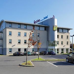 First Inn Hotel Paris Sud Les Ulis Exterior photo