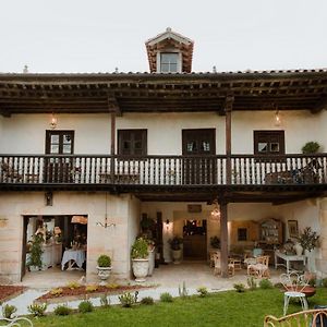 La Casa Del Pulpito Villa Novales Exterior photo