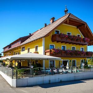 Gasthof Neuhofen Hotel Eugendorf Exterior photo