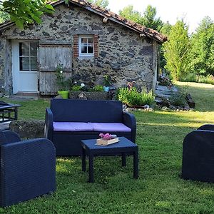 La Maisonnette Chambre D'Hotes Pleine De Charme, Piscine & Velos Bed & Breakfast Le Breuil-Bernard Exterior photo