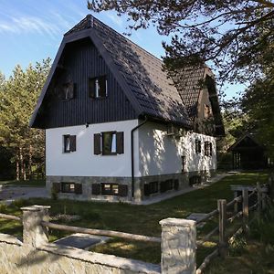 Timber Valley Apartment Plitvicka Jezera Exterior photo