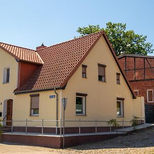 Duggis Feriendomizil Apartment Wolgast Exterior photo