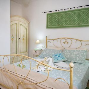 Holiday Room Sa Tebia Oristano Exterior photo