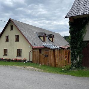 Ubytovani Samotin Apartment Snezne  Exterior photo