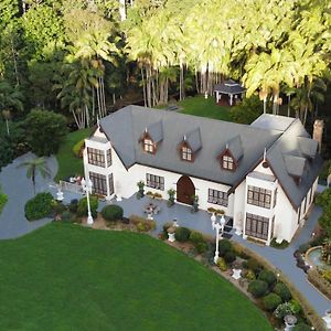 Mt Tamborine Stonehaven Manor Hotel Gold Coast Exterior photo