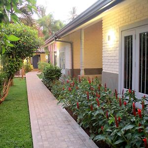 Morning Star Resorts Negombo Exterior photo