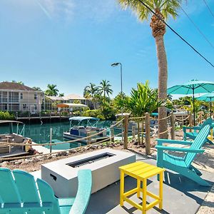 Latitude 26 Waterfront Resort And Marina Fort Myers Beach Exterior photo