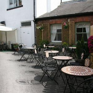 Old Royal Oak Hotel Knaresborough Exterior photo