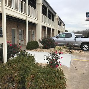 Walnut Inn - Checotah Exterior photo