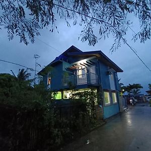 Anni'S Beach House Hotel Lucena Exterior photo