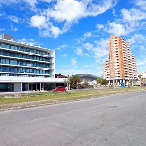 Comodo Apartamento Frente Al Mar Apartment Piriapolis Exterior photo