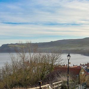 Oakfield Cottage Robin Hood's Bay Exterior photo