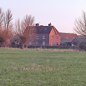The Cheesehouse Villa Salisbury Exterior photo