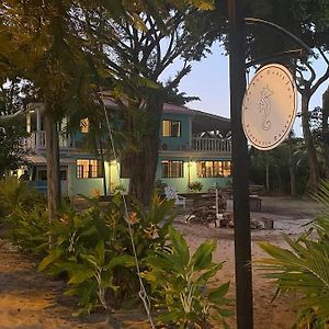 The Sea Glass Inn Placencia Exterior photo