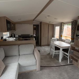 The Salmon Van - Beautiful, Luxury Static Caravan Hotel Aberlour Exterior photo