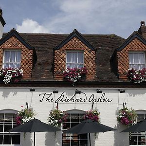 The Richard Onslow Hotel Cranleigh Exterior photo