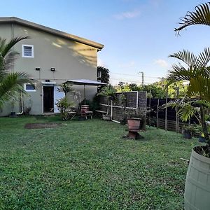 Appartement Moderne Au Lamentin Avec Jardin Clos Et Parking Le Lamentin Exterior photo