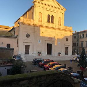 Fronte Duomo Apartment Tarquinia Exterior photo