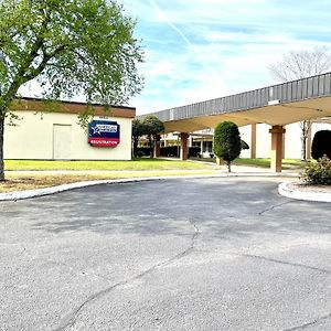 Americas Best Value Inn - Wilson Exterior photo