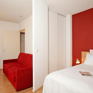 Sejours & Affaires Paris-Nanterre Aparthotel Exterior photo