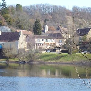 Hotel-Restaurant Cote Rivage Badefols-sur-Dordogne Exterior photo