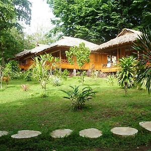 Raja Laut Dive Resort Bunaken Exterior photo