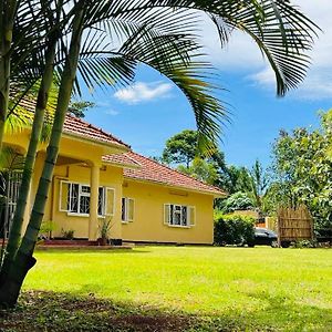 Buutu Nest Bed & Breakfast Jinja Exterior photo