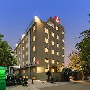 Inde Hotel Cyber City Gurgaon Exterior photo