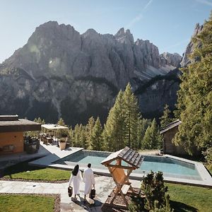 Kolfuschgerhof Mountain Resort Exterior photo