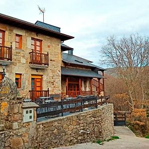 La Casa De Irene Guest House Lubian Exterior photo