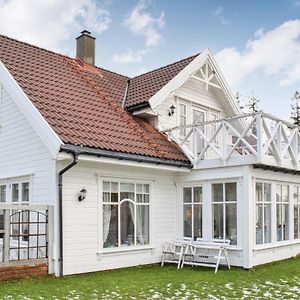 Gorgeous Home In Fjell With Wifi Kolltveit Exterior photo