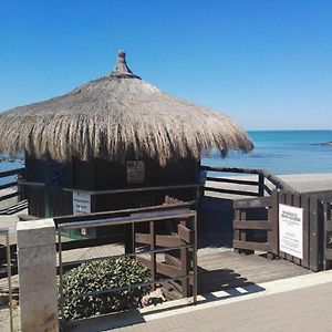 Blue Marine Di Ostia Hotel Exterior photo